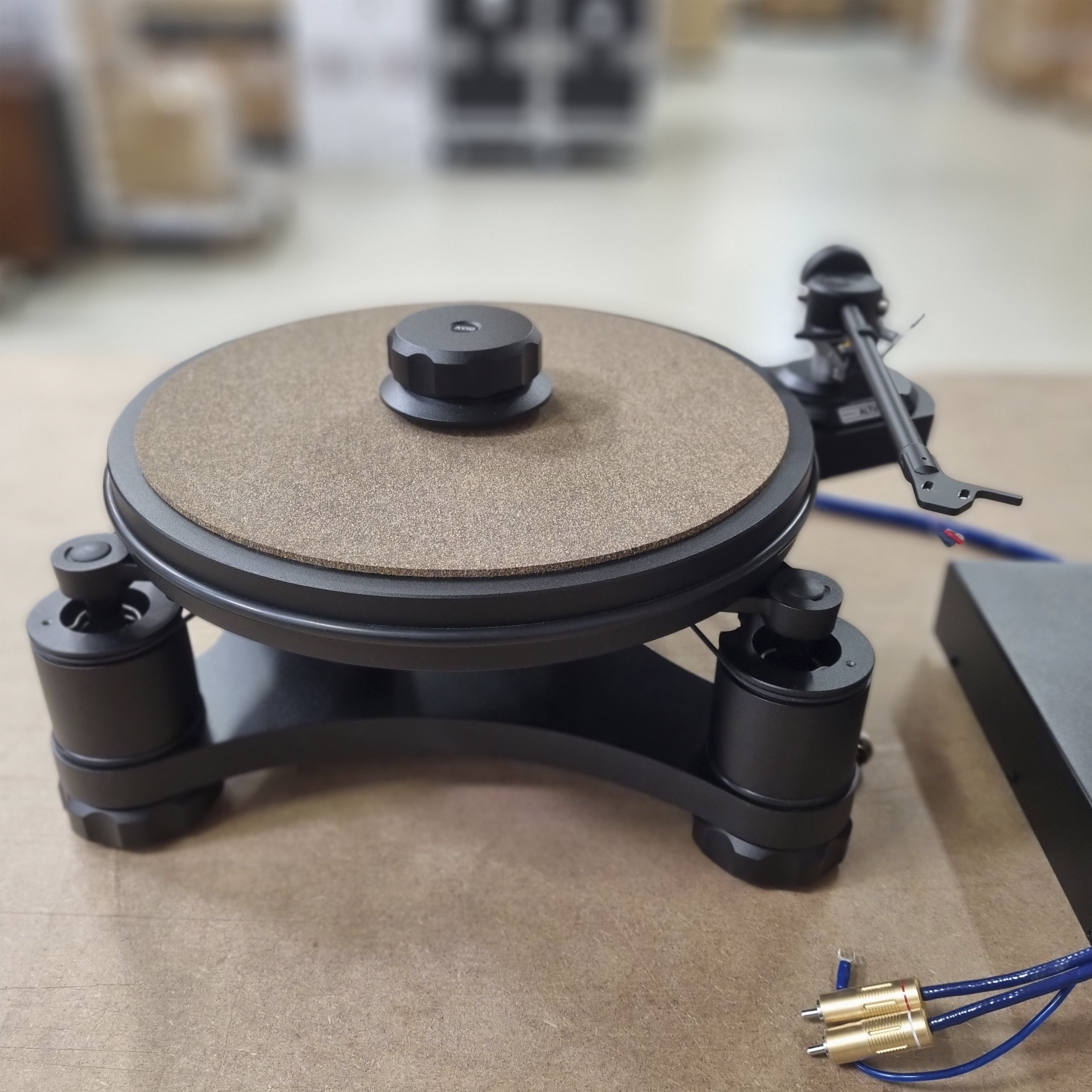 Avid Volvere/Altus arm without cartridge
