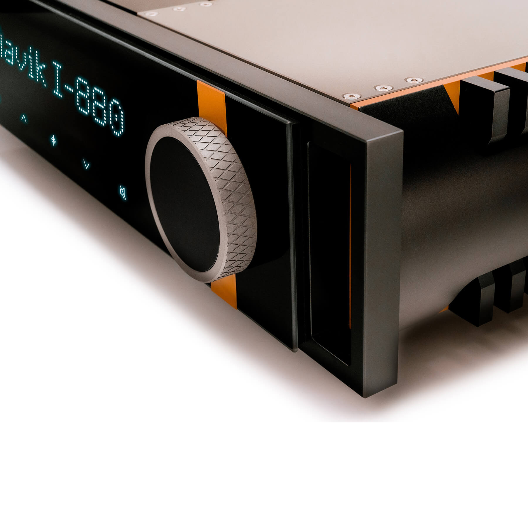 Aavik I-880